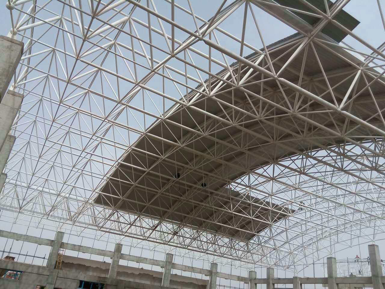 锡林格勒盟一汽网架